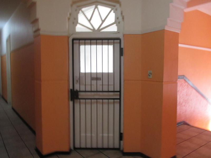 To Let commercial Property for Rent in Lemoenkloof Western Cape